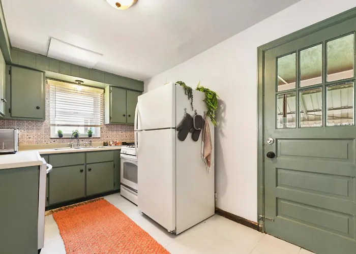 Cozy 3-bedroom Family - Sleeps 8, Great Coffee Holiday home