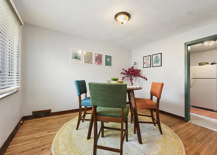 Cozy 3-bedroom Family - Sleeps 8, Great Coffee